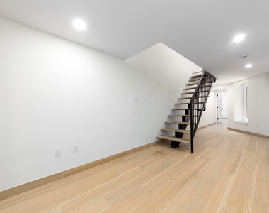 43 Kingston Avenue - Photo Thumbnail 10