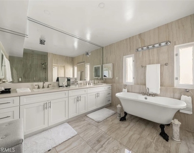 31877 Circle Drive - Photo Thumbnail 32