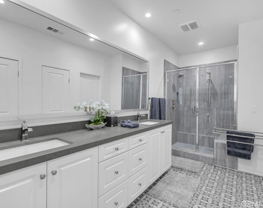 50880 Monterey Canyon Drive - Photo Thumbnail 10