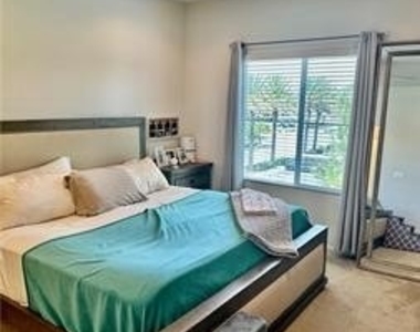 12402 Constellation Street - Photo Thumbnail 8