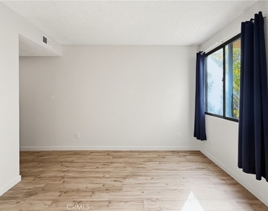 415 W Duarte Road - Photo Thumbnail 16