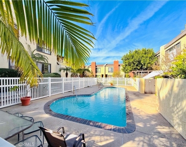 415 W Duarte Road - Photo Thumbnail 26
