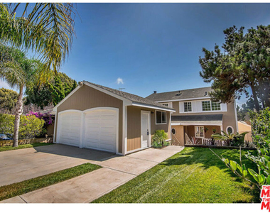 7830 W 83rd Street - Photo Thumbnail 1
