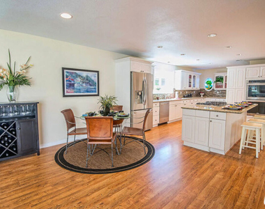 7830 W 83rd Street - Photo Thumbnail 19