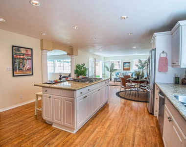7830 W 83rd Street - Photo Thumbnail 22