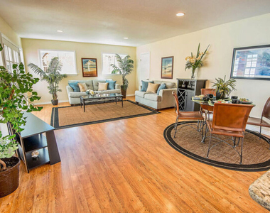 7830 W 83rd Street - Photo Thumbnail 18