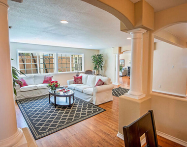7830 W 83rd Street - Photo Thumbnail 8