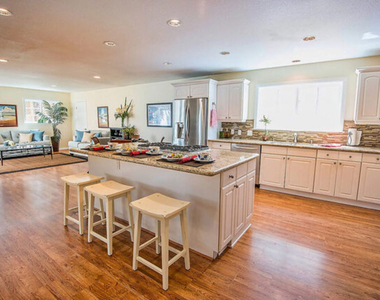 7830 W 83rd Street - Photo Thumbnail 23
