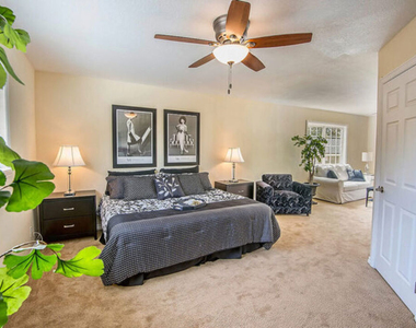 7830 W 83rd Street - Photo Thumbnail 34