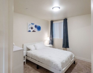 4828 Mckinley Ave - Photo Thumbnail 9