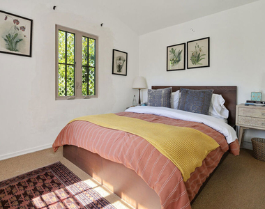 913 A Fernwood Pacific Drive - Photo Thumbnail 15