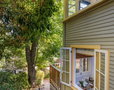 913 A Fernwood Pacific Drive - Photo Thumbnail 5