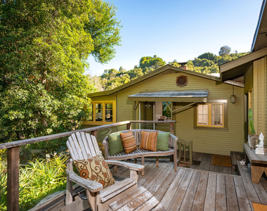 913 A Fernwood Pacific Drive - Photo Thumbnail 2