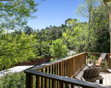 913 A Fernwood Pacific Drive - Photo Thumbnail 22