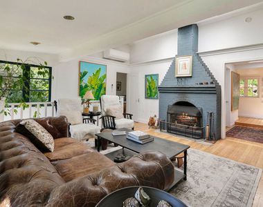 913 A Fernwood Pacific Drive - Photo Thumbnail 12