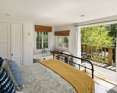 913 A Fernwood Pacific Drive - Photo Thumbnail 21