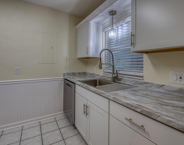 301 N Federal - Photo Thumbnail 14