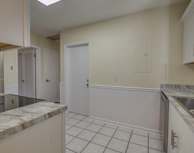 301 N Federal - Photo Thumbnail 15