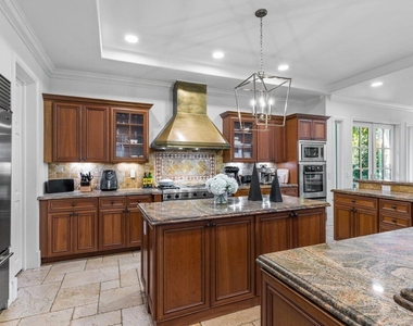 350 E Ocean Avenue - Photo Thumbnail 13