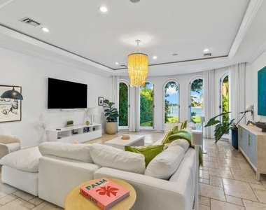 350 E Ocean Avenue - Photo Thumbnail 16