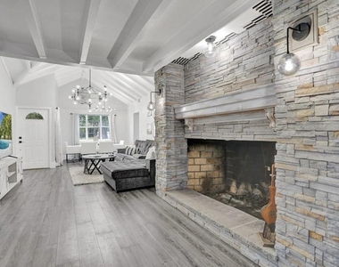 502 Rambling Drive Circle Circle - Photo Thumbnail 9