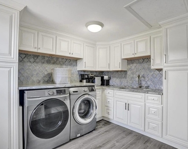 502 Rambling Drive Circle Circle - Photo Thumbnail 4