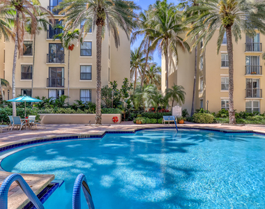 651 Okeechobee Boulevard - Photo Thumbnail 34