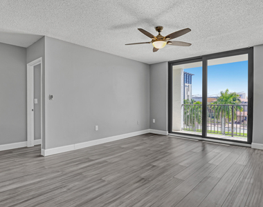 651 Okeechobee Boulevard - Photo Thumbnail 2