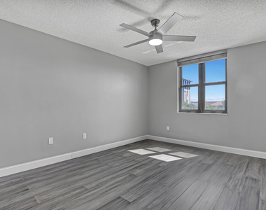 651 Okeechobee Boulevard - Photo Thumbnail 26
