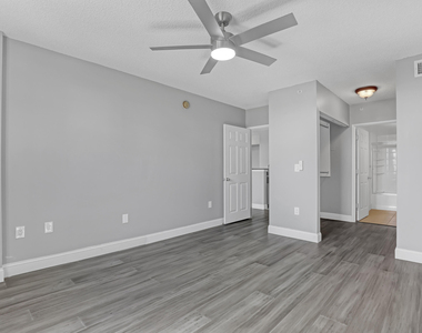 651 Okeechobee Boulevard - Photo Thumbnail 24