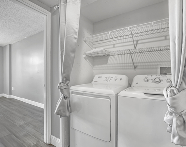 651 Okeechobee Boulevard - Photo Thumbnail 18