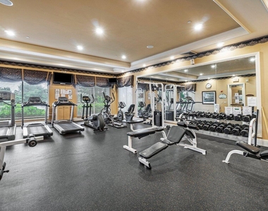 1302 Tuscany Way - Photo Thumbnail 37