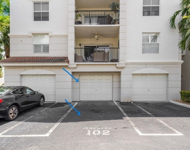 1302 Tuscany Way - Photo Thumbnail 3