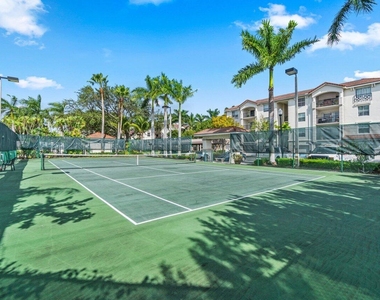 1302 Tuscany Way - Photo Thumbnail 40
