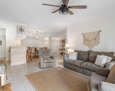 1302 Tuscany Way - Photo Thumbnail 15
