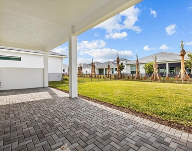 12882 Sw Taranto Way - Photo Thumbnail 22