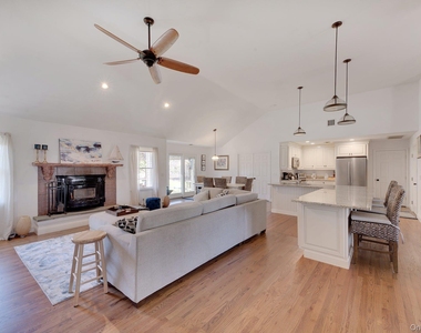 3045 Rocky Point Road - Photo Thumbnail 2