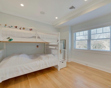 165 Marine Place - Photo Thumbnail 20