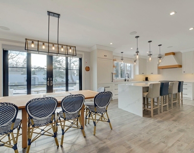 165 Marine Place - Photo Thumbnail 7