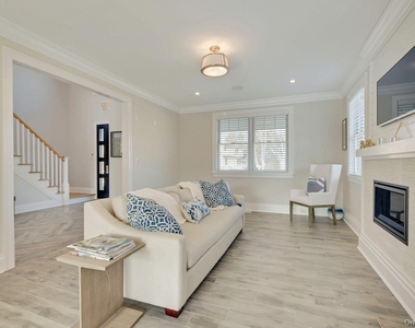 165 Marine Place - Photo Thumbnail 3
