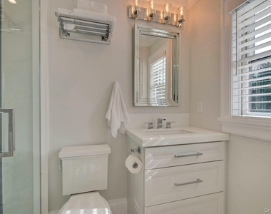 165 Marine Place - Photo Thumbnail 15