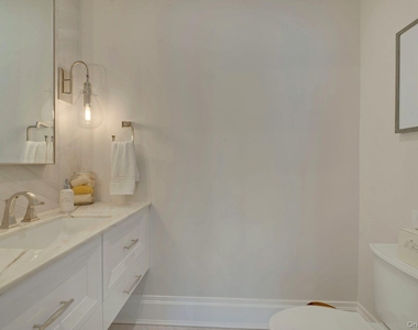 165 Marine Place - Photo Thumbnail 11