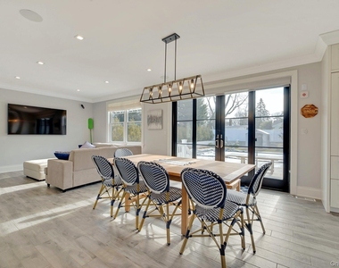 165 Marine Place - Photo Thumbnail 5