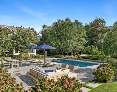 590 Soundview Av Ext - Photo Thumbnail 24