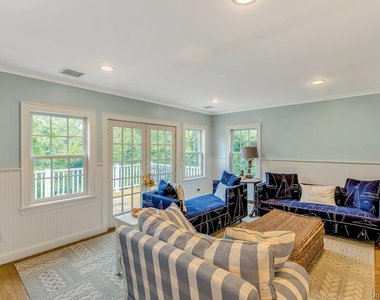 590 Soundview Av Ext - Photo Thumbnail 20