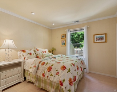 35 Halsey Road - Photo Thumbnail 10