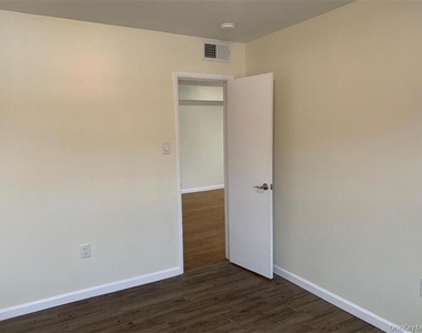 5273 Route 9w - Photo Thumbnail 13