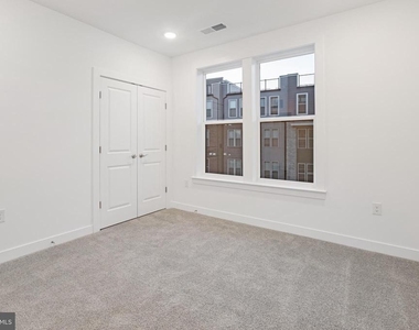 21950 Garganey Terrace - Photo Thumbnail 30
