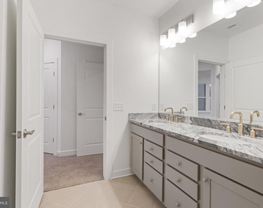 21950 Garganey Terrace - Photo Thumbnail 28