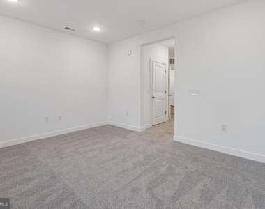 21950 Garganey Terrace - Photo Thumbnail 25